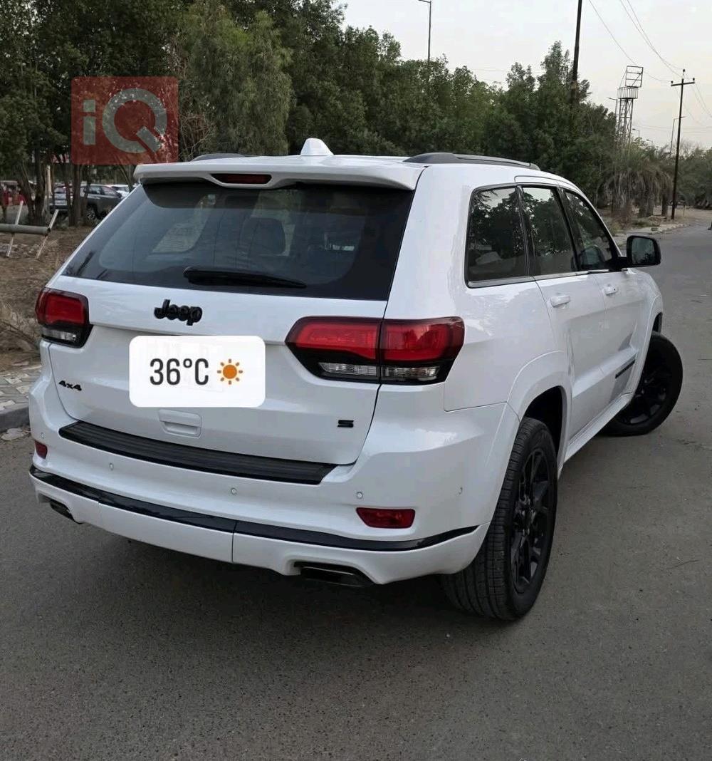 جيب جراند شيروكي